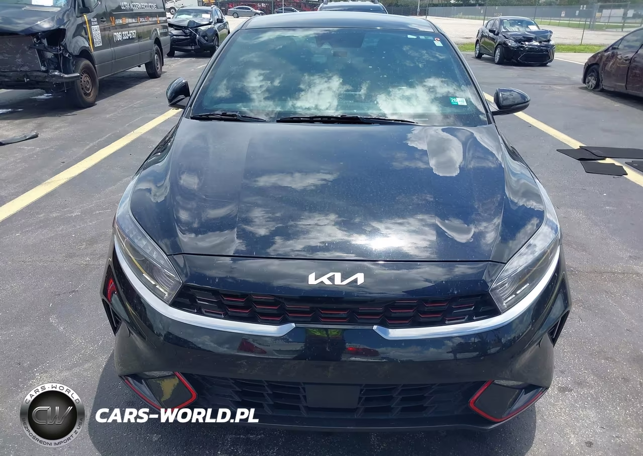 2023 Kia Forte Gt-Line VIN:3KPF54AD0PE664790 - 12