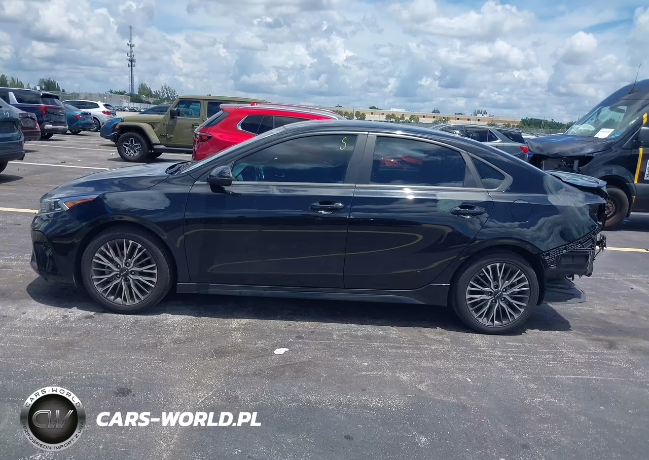 2023 Kia Forte Gt-Line VIN:3KPF54AD0PE664790 - 14