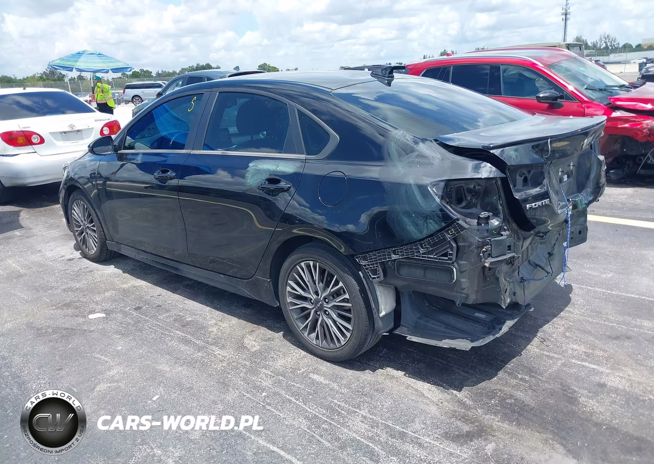 2023 Kia Forte Gt-Line VIN:3KPF54AD0PE664790 - 3