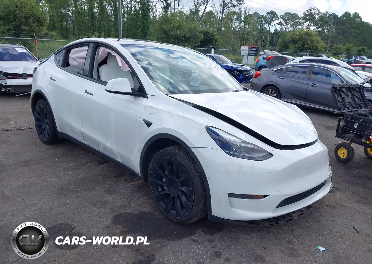 2022 Tesla Model Y Long Range Dual Motor All-Wheel Drive – zdjęcie 1 z 15