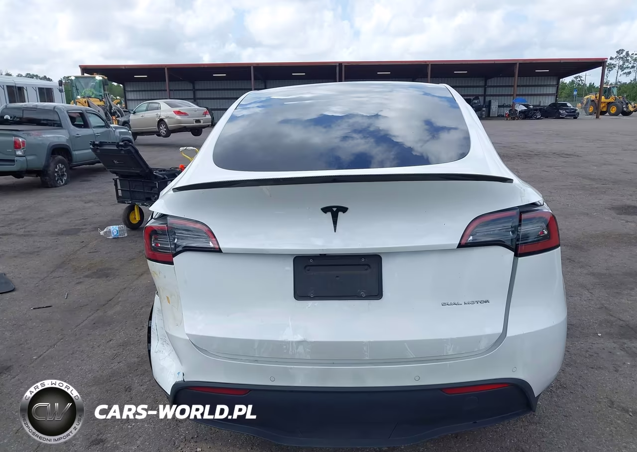 2022 Tesla Model Y Long Range Dual Motor All-Wheel Drive VIN:7SAYGDEE9NF535737 - 15