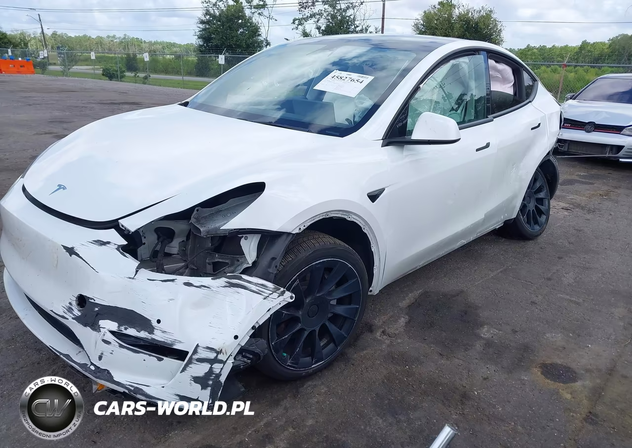 2022 Tesla Model Y Long Range Dual Motor All-Wheel Drive VIN:7SAYGDEE9NF535737 - 2