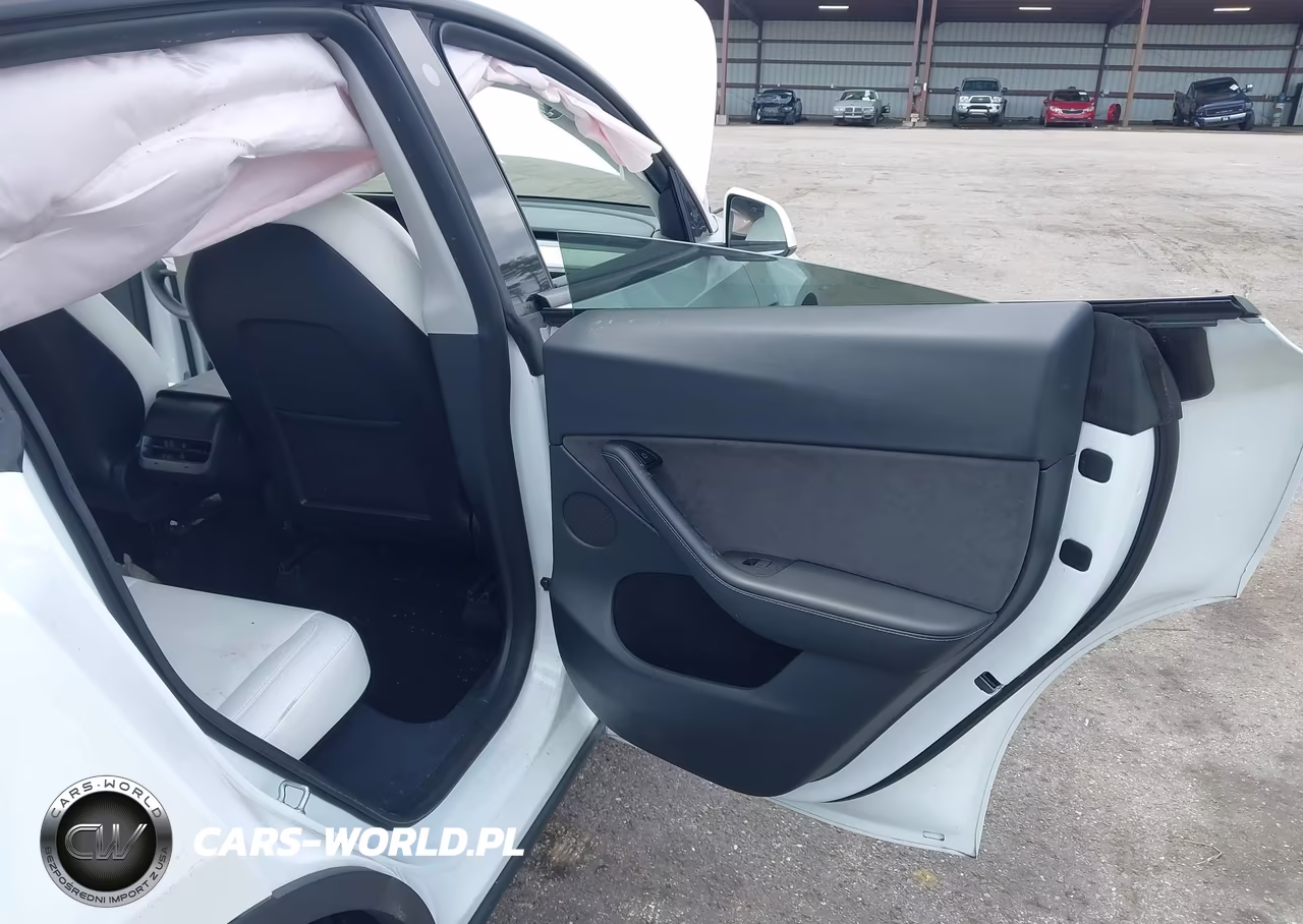 2022 Tesla Model Y Long Range Dual Motor All-Wheel Drive VIN:7SAYGDEE9NF535737 - 8