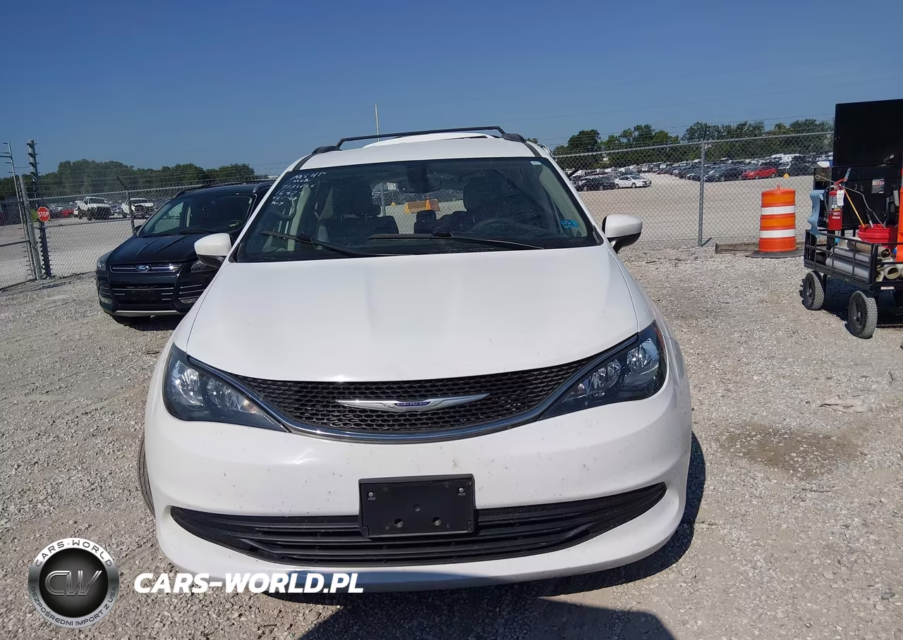 2020 Chrysler Voyager Lxi VIN:2C4RC1DG0LR216548 - 12