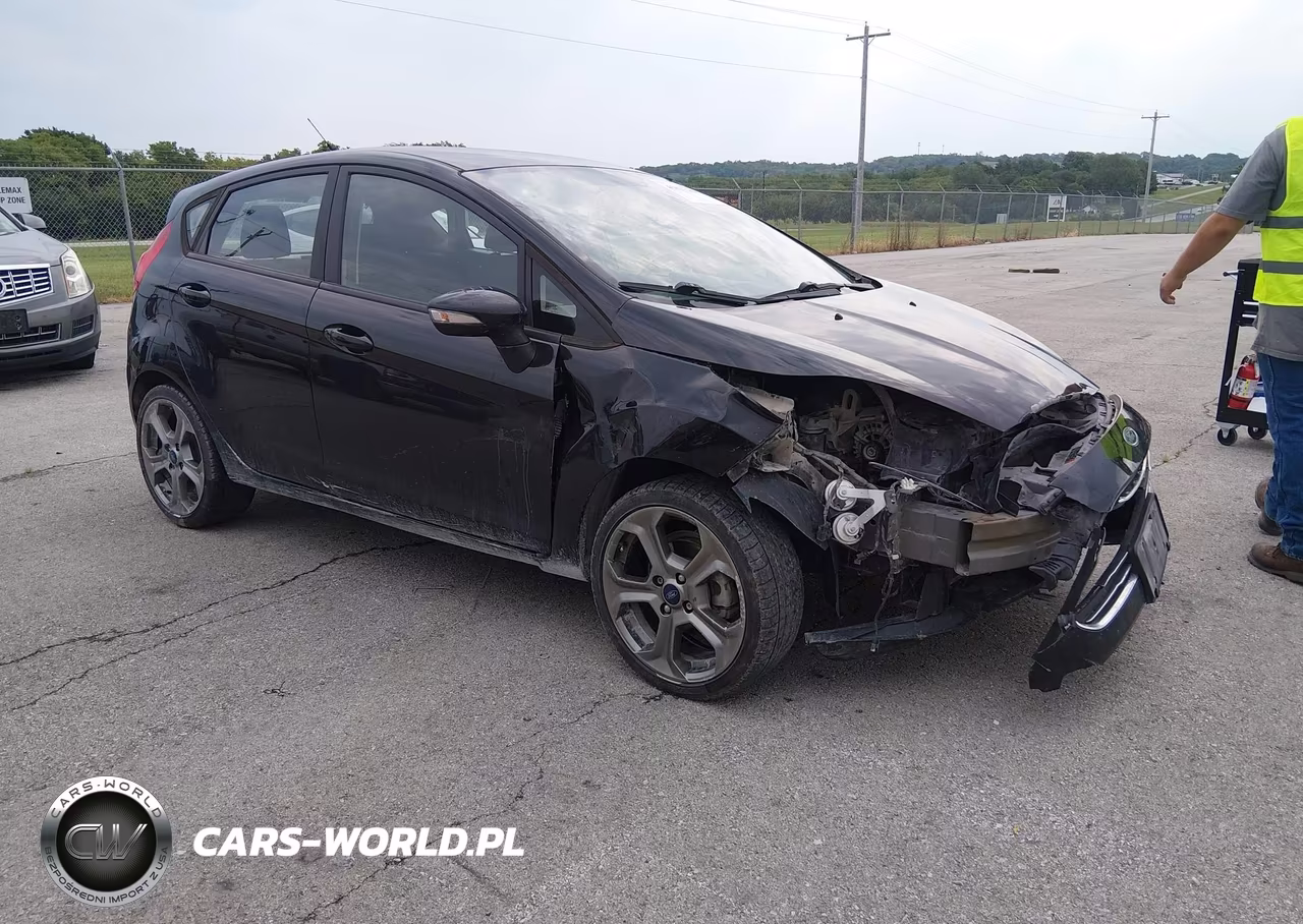 2015 Ford Fiesta Se VIN:3FADP4EJ2FM203392 - 1
