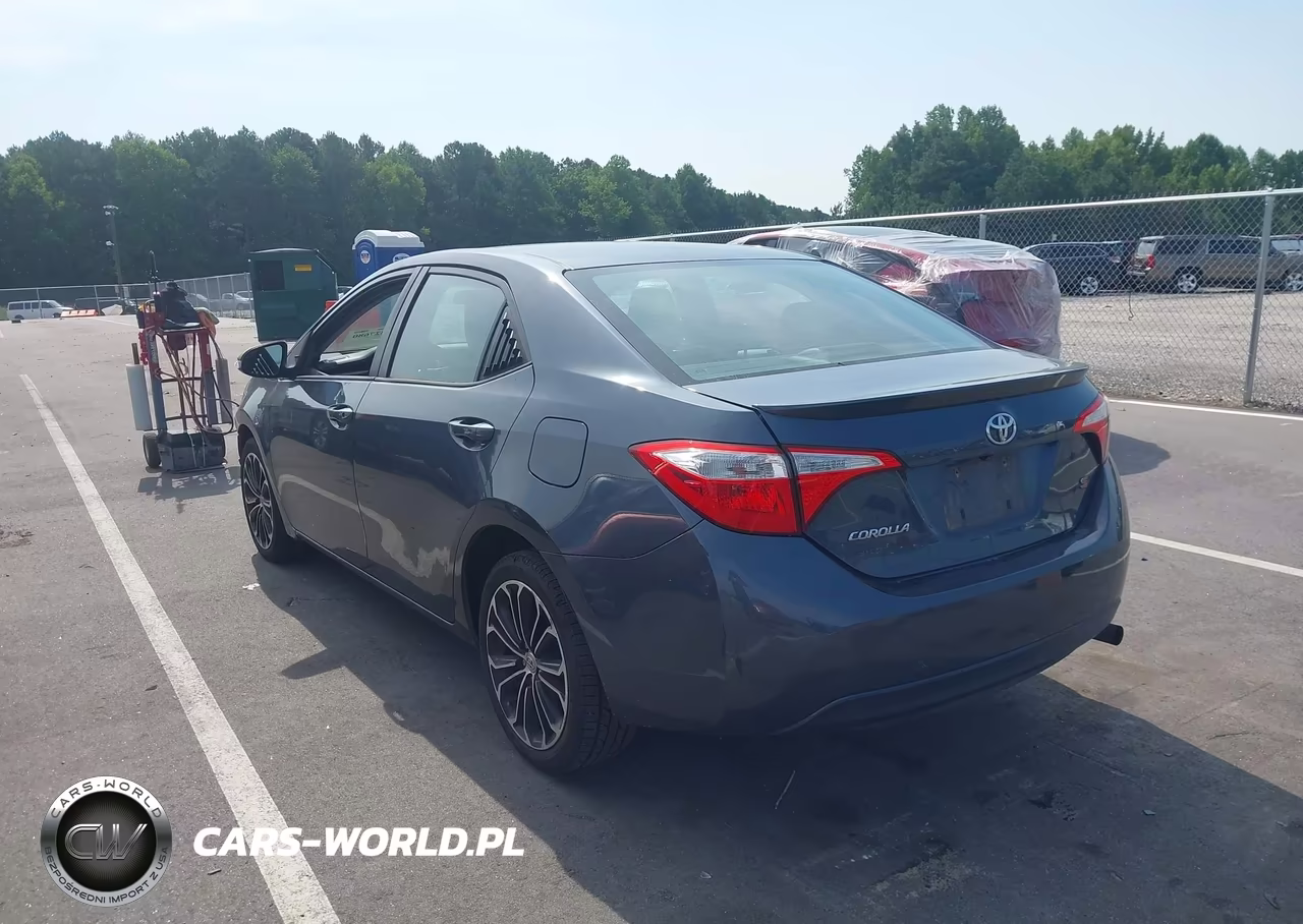 2015 Toyota Corolla S Plus VIN:2T1BURHE1FC317754 - 3