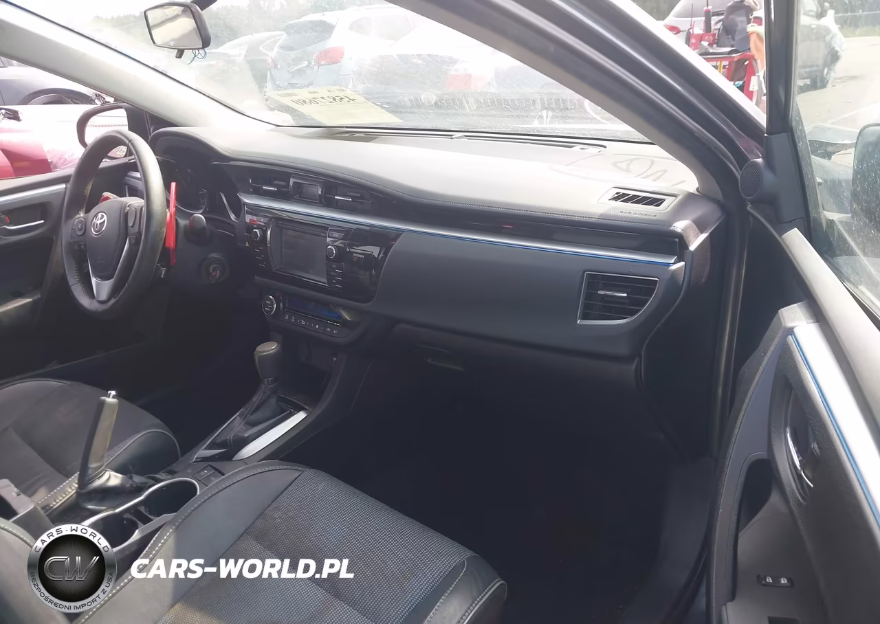 2015 Toyota Corolla S Plus VIN:2T1BURHE1FC317754 - 5