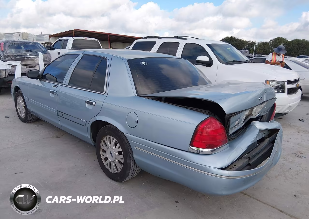 2004 Ford Crown Victoria Lx VIN:2FAFP74W54X125067 - 3