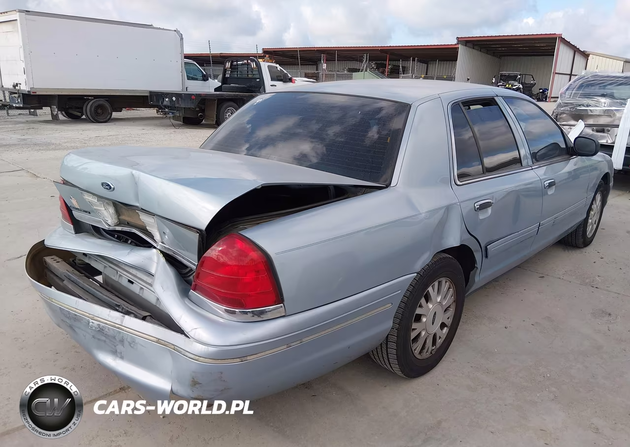 2004 Ford Crown Victoria Lx VIN:2FAFP74W54X125067 - 4