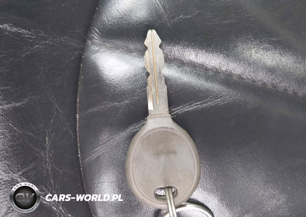 2004 Chrysler 300M VIN:2C3AE66G74H601487 - 11