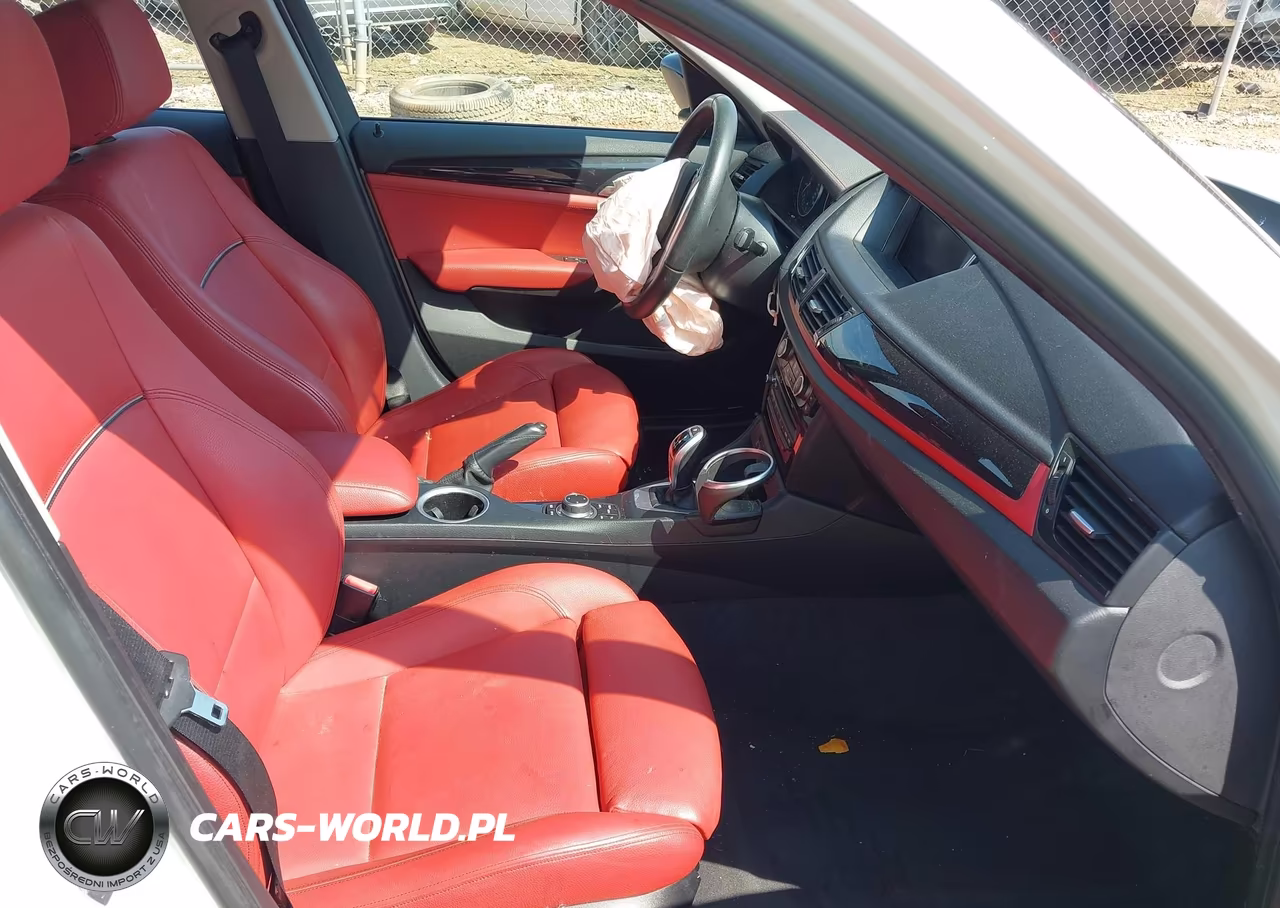 2015 BMW X1 xDrive28I VIN:WBAVL1C55FVY38818 - 5