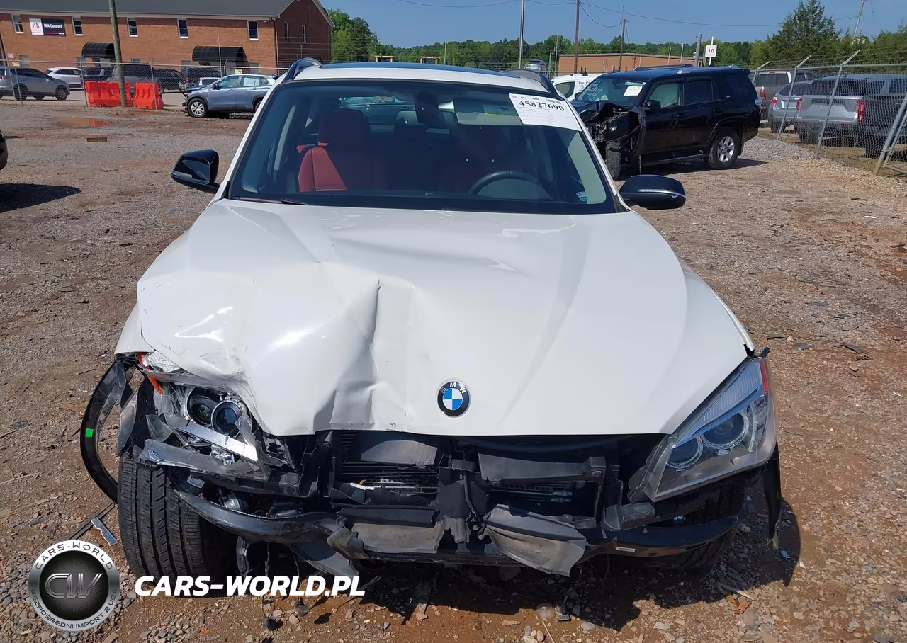 2015 BMW X1 xDrive28I VIN:WBAVL1C55FVY38818 - 6