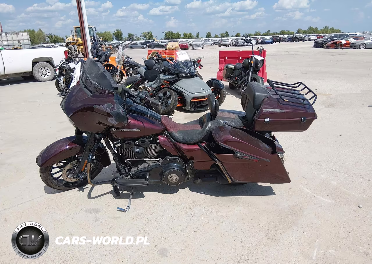 2018 Harley-Davidson Flhxs Street Glide Special VIN:1HD1KRC17JB664016 - 13