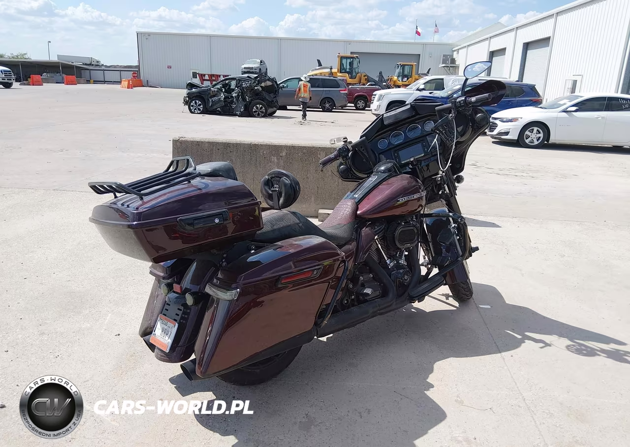 2018 Harley-Davidson Flhxs Street Glide Special VIN:1HD1KRC17JB664016 - 4