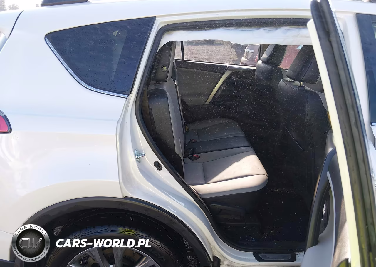 2017 Toyota Rav4 Limited VIN:JTMYFREV3HJ137241 - 8