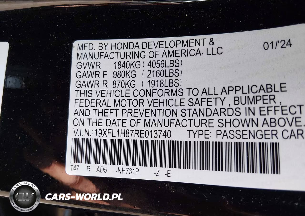 2024 Honda Civic Sport Touring VIN:19XFL1H87RE013740 - 9