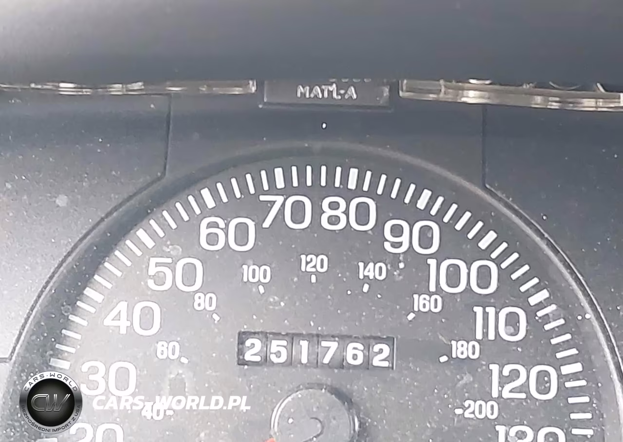2005 Ford Crown Victoria Police VIN:2FAFP71W95X158577 - 16