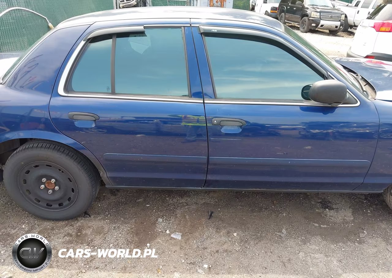 2005 Ford Crown Victoria Police VIN:2FAFP71W95X158577 - 18