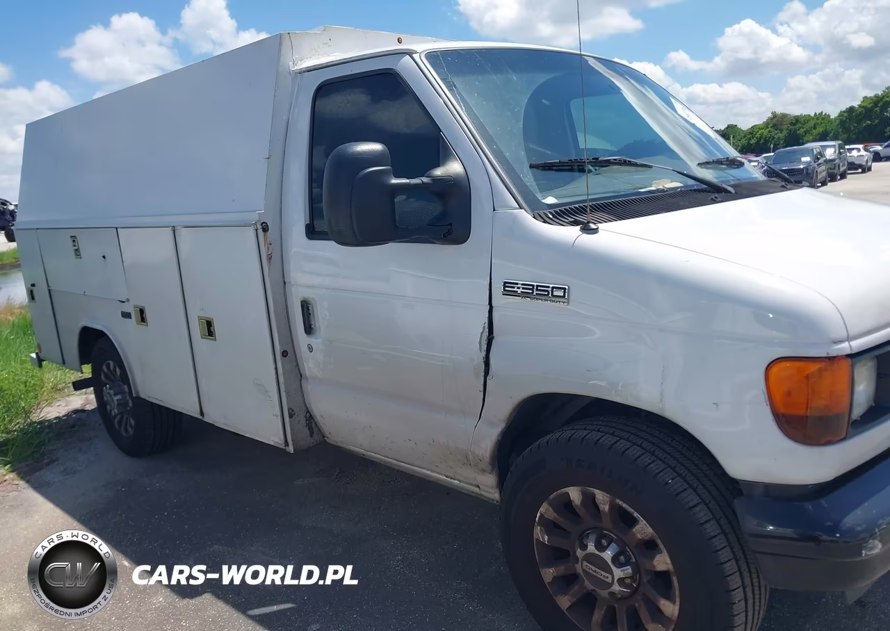 2005 Ford E-350 Cutaway Standard VIN:1FDSE35L25HB19784 - 13