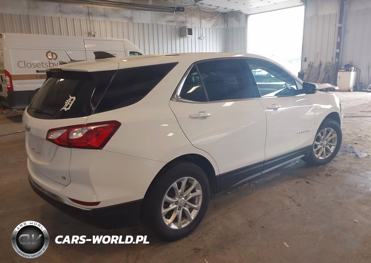 2019 Chevrolet Equinox Lt VIN:3GNAXJEV1KS608476 - 4