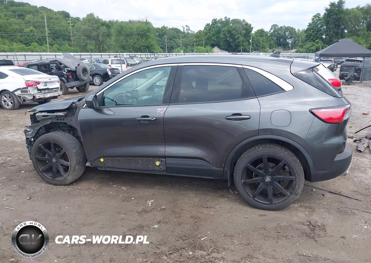 2020 Ford Escape Se VIN:1FMCU9G69LUA26881 - 15