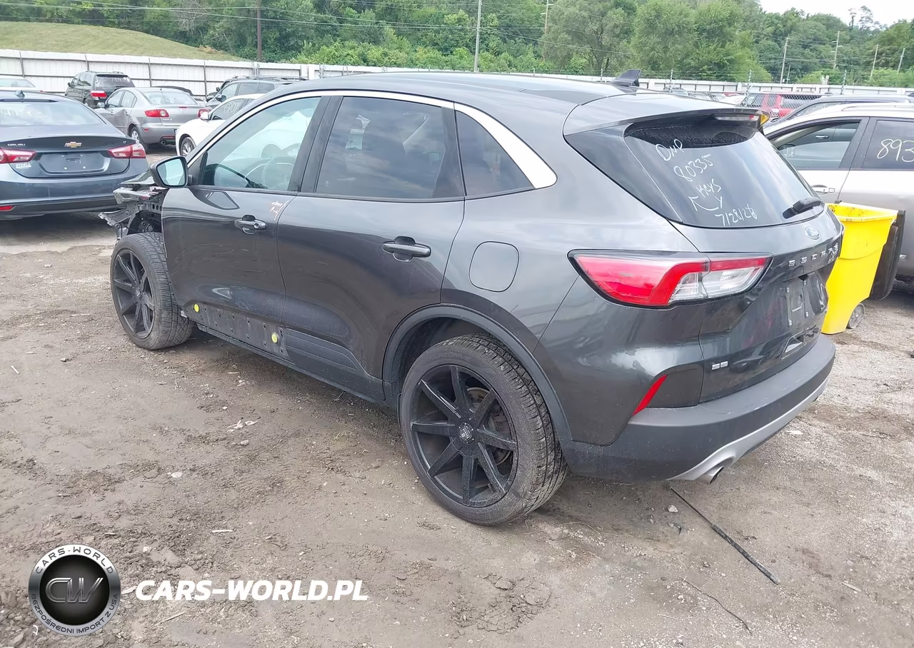2020 Ford Escape Se VIN:1FMCU9G69LUA26881 - 3
