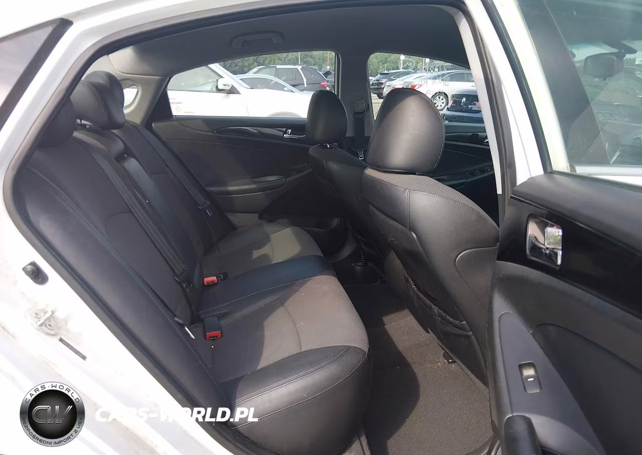 2014 Hyundai Sonata Se VIN:5NPEC4AC2EH850008 - 8