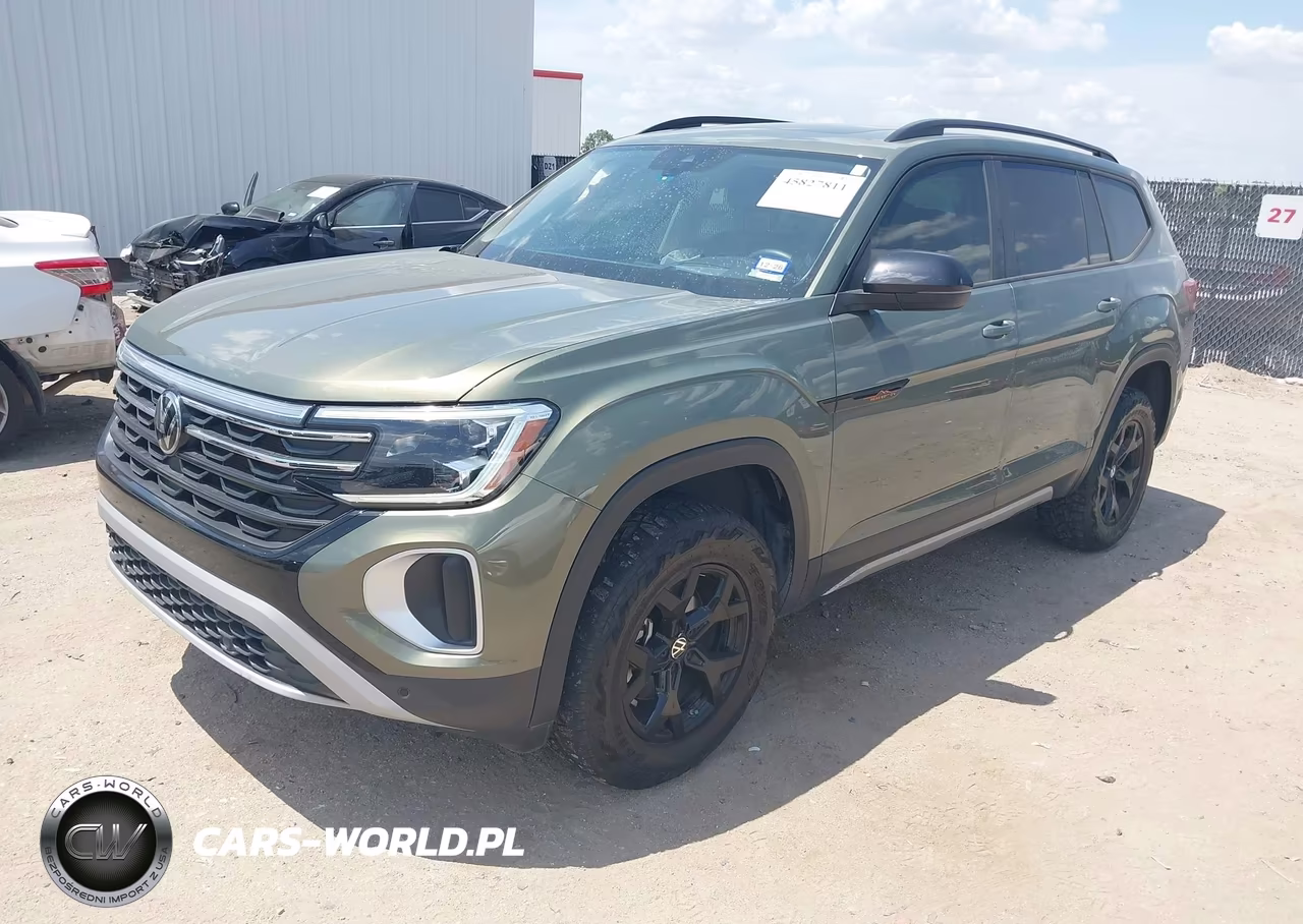 2024 Volkswagen Atlas 2.0T Peak Edition Sel VIN:1V2GR2CA5RC542743 - 2