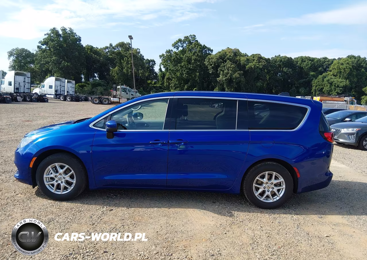 2021 Chrysler Voyager Lx VIN:2C4RC1CG1MR577760 - 18
