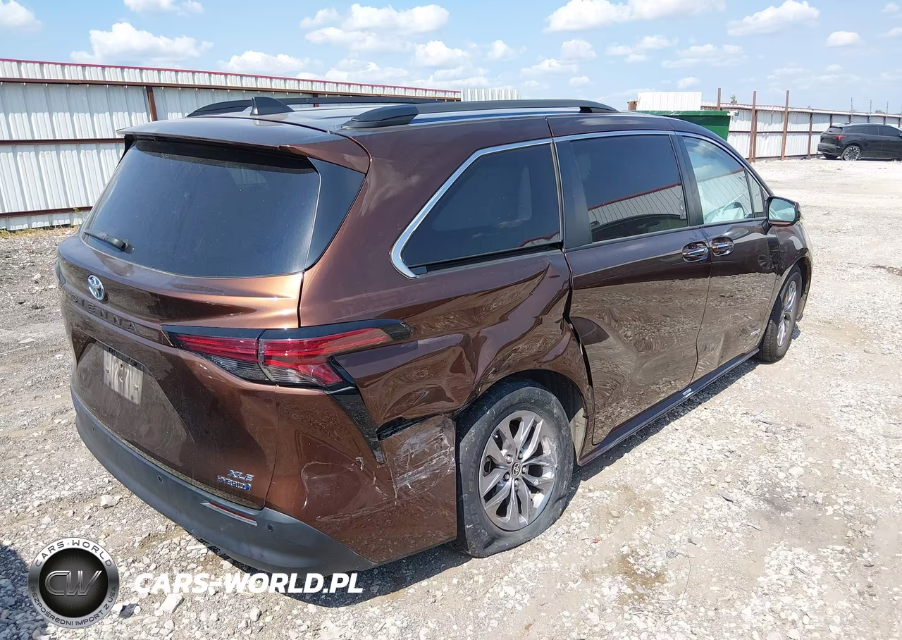 2021 Toyota Sienna Xle VIN:5TDJSKFCXMS018066 - 4