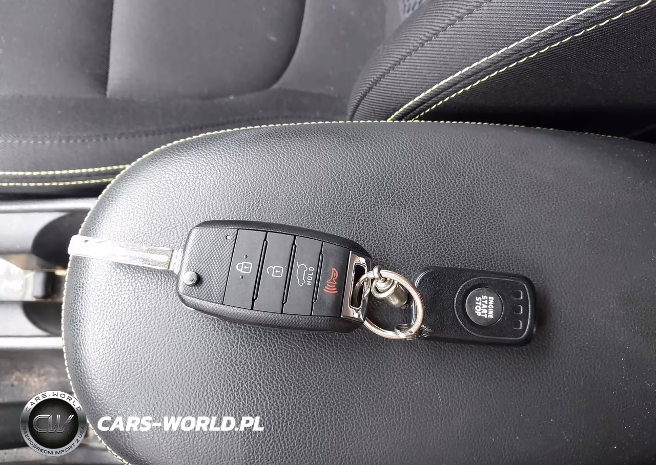 2016 Kia Soul + VIN:KNDJP3A53G7283183 - 11