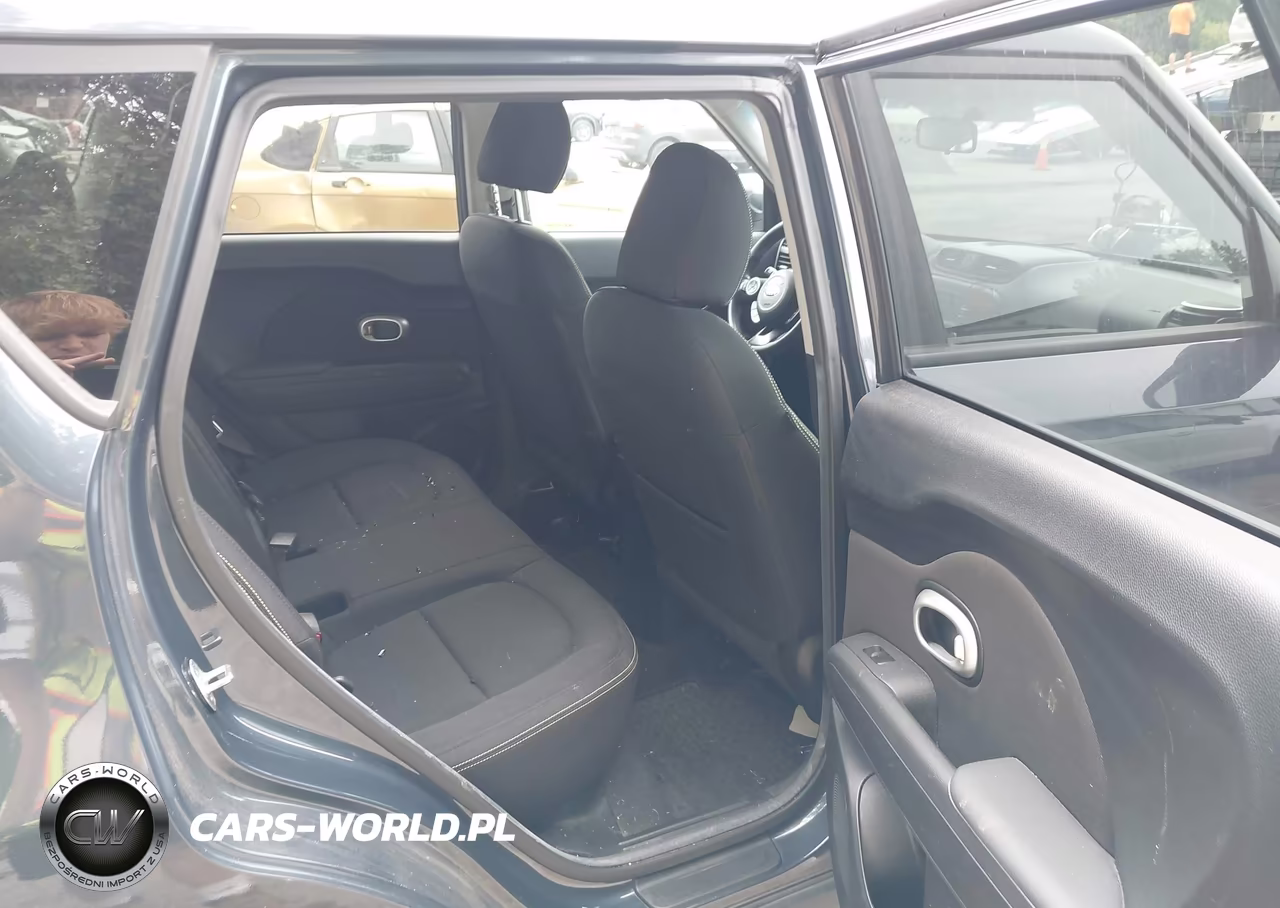 2016 Kia Soul + VIN:KNDJP3A53G7283183 - 8