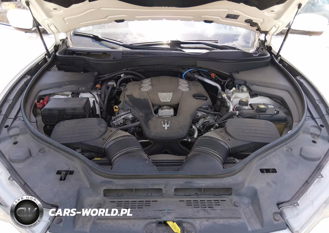 2021 Maserati Levante Granlusso VIN:ZN661XUL6MX363550 - 10