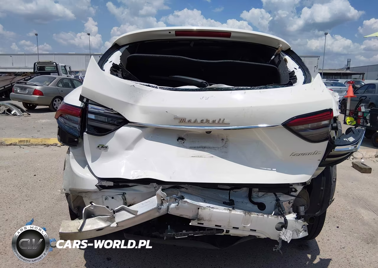 2021 Maserati Levante Granlusso VIN:ZN661XUL6MX363550 - 16