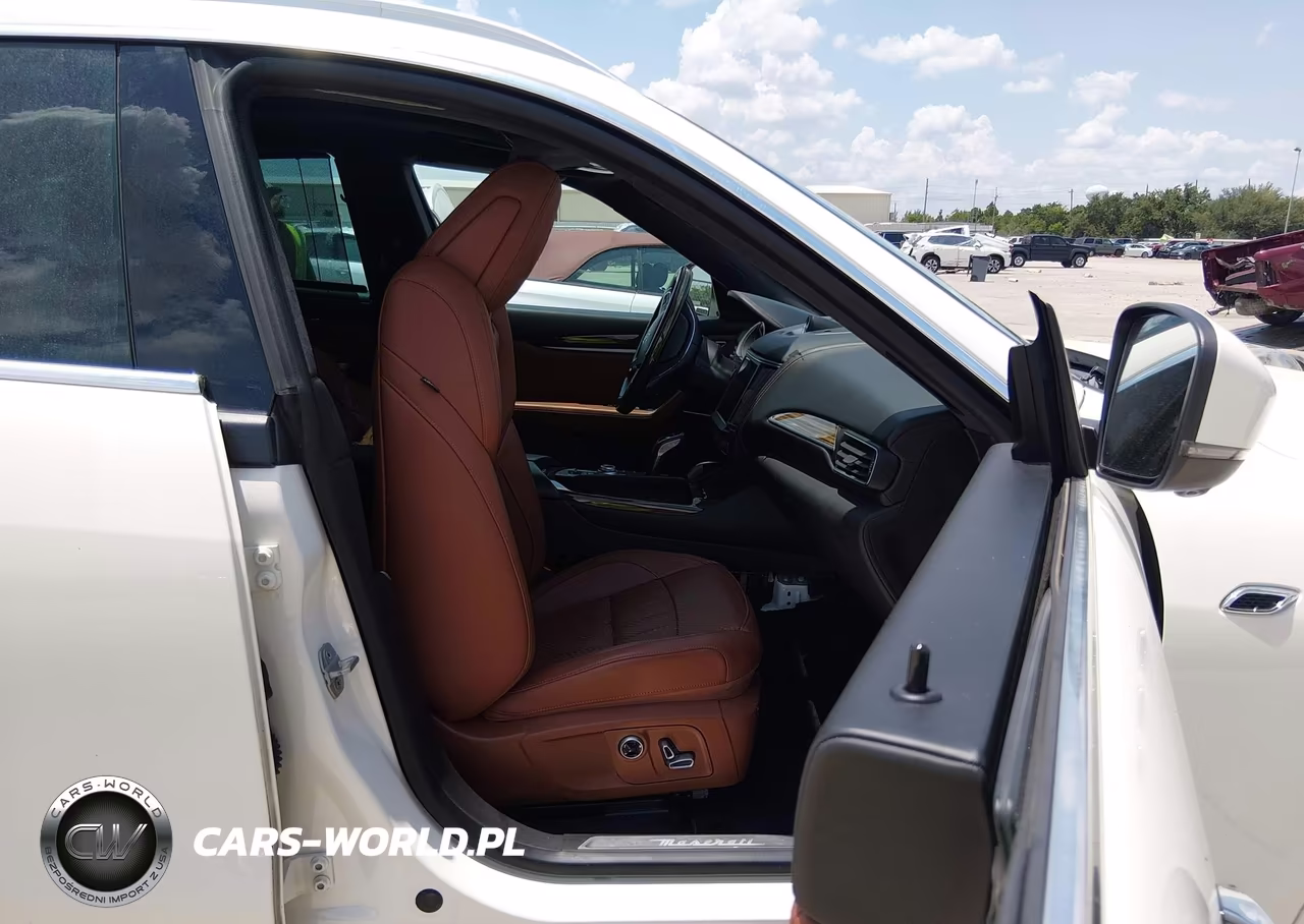 2021 Maserati Levante Granlusso VIN:ZN661XUL6MX363550 - 5