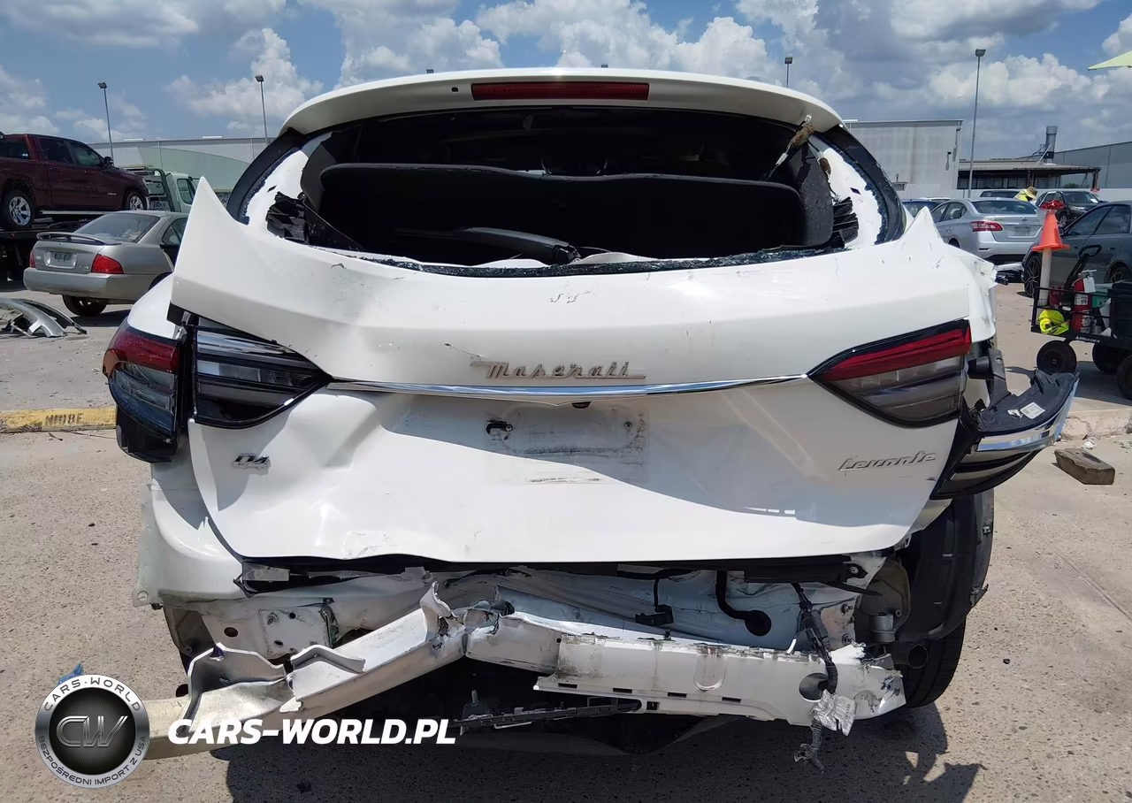 2021 Maserati Levante Granlusso VIN:ZN661XUL6MX363550 - 6