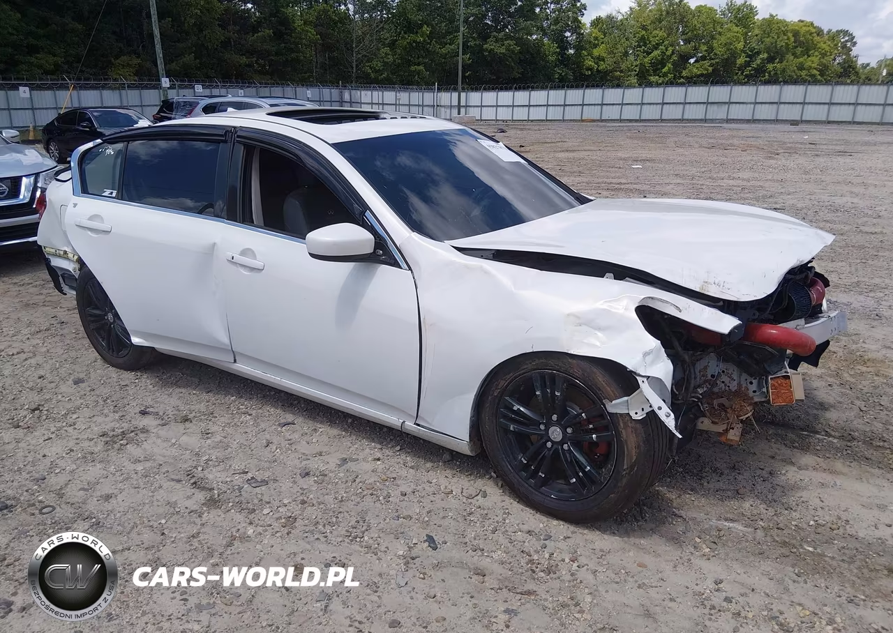 2013 Infiniti G37 Journey – zdjęcie 1 z 17