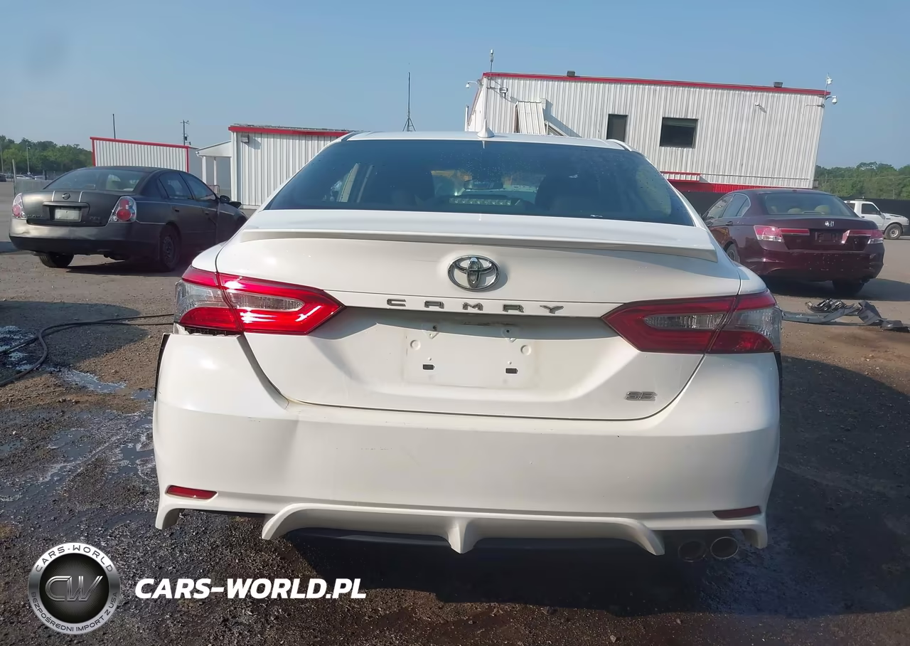 2019 Toyota Camry Se VIN:4T1B11HK2KU742618 - 16
