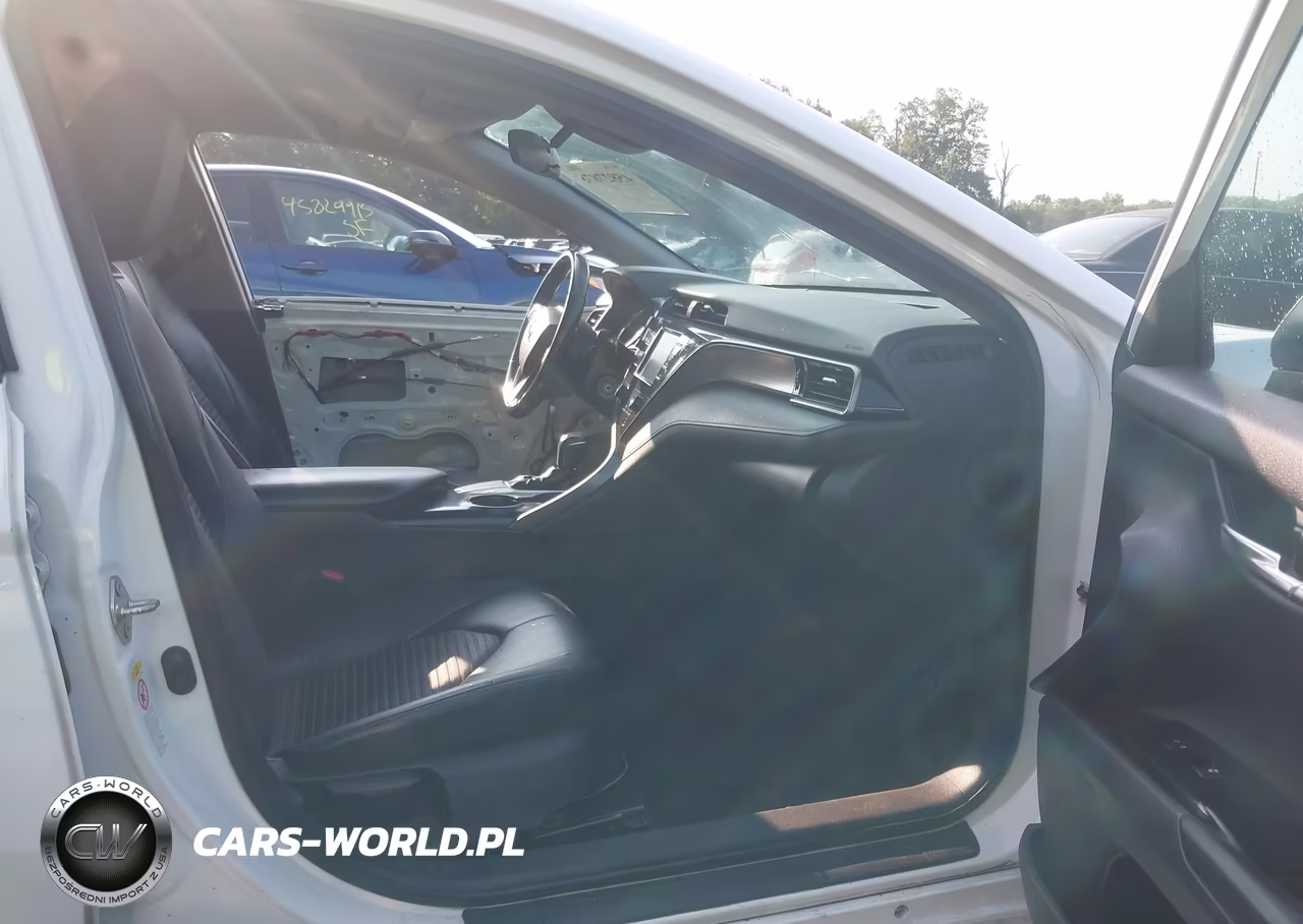 2019 Toyota Camry Se VIN:4T1B11HK2KU742618 - 5