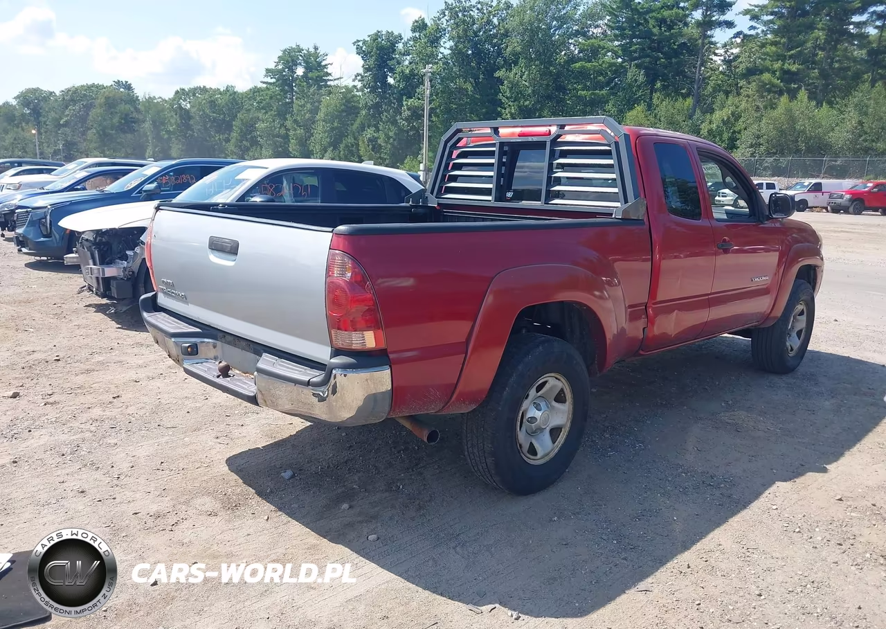 2007 Toyota Tacoma VIN:5TEUX42N77Z335893 - 4