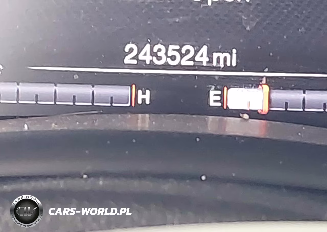 2015 Jeep Renegade Trailhawk VIN:ZACCJBCTXFPB31547 - 16