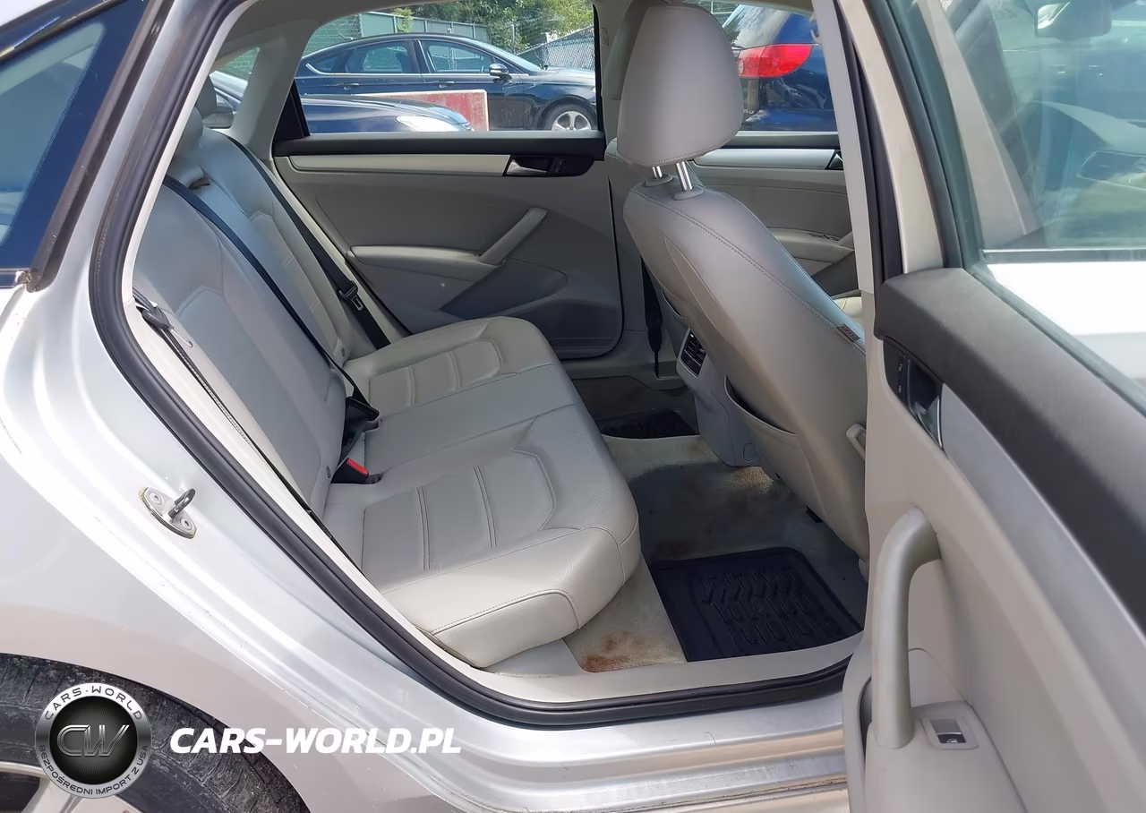 2013 Volkswagen Passat 2.0L Tdi Se VIN:1VWBN7A36DC034070 - 8