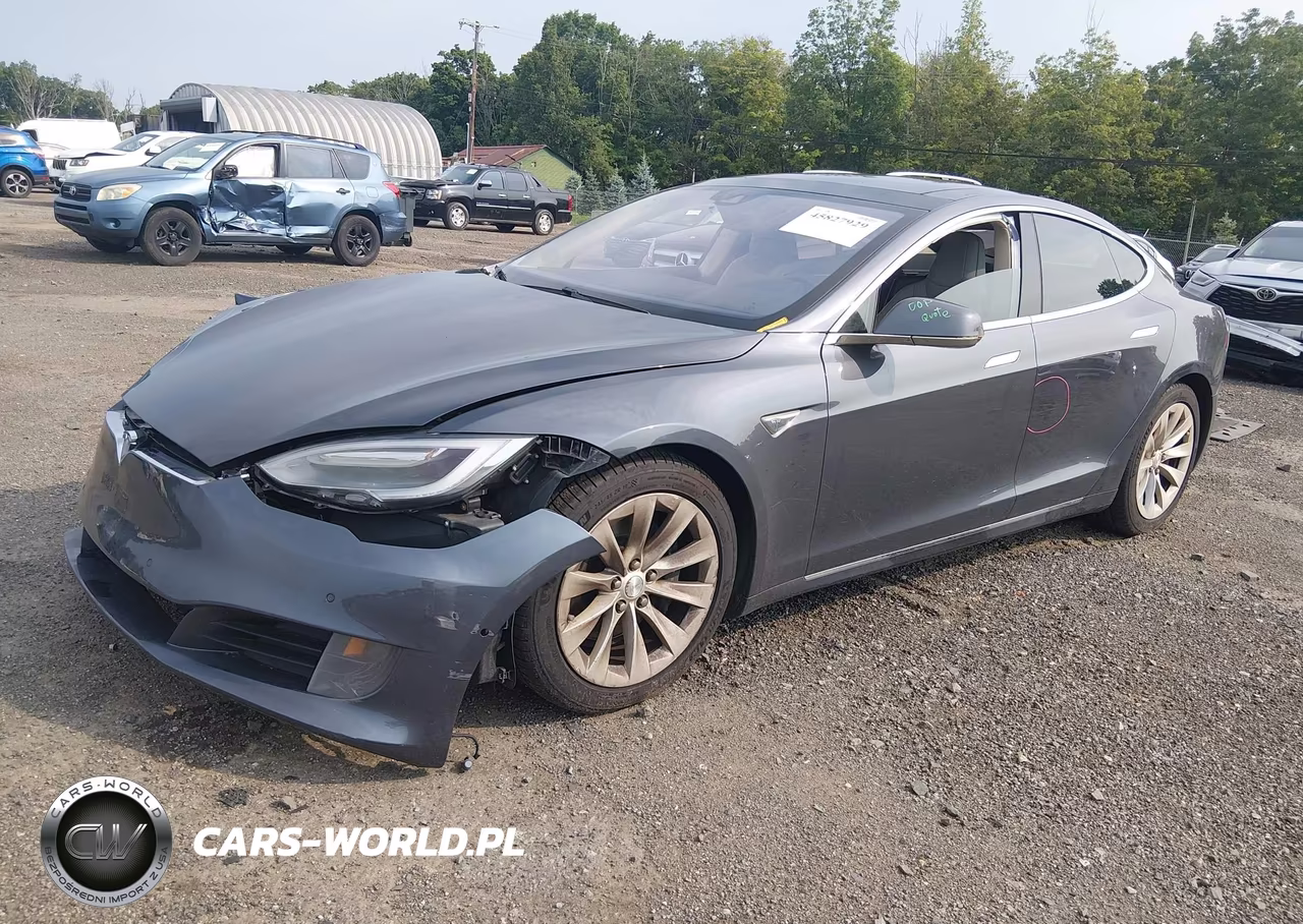 2016 Tesla Model S VIN:5YJSA1E26GF143293 - 2