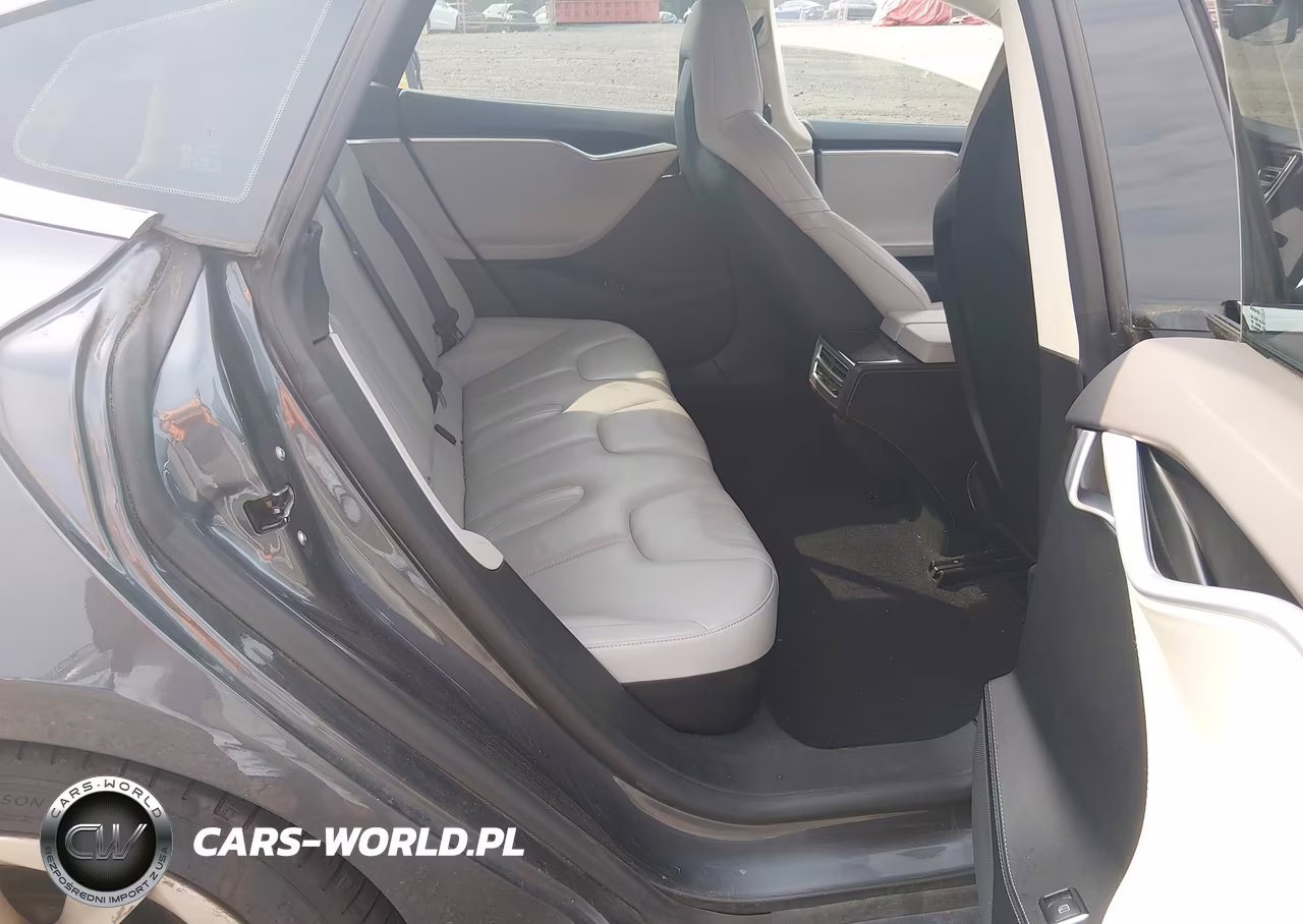 2016 Tesla Model S VIN:5YJSA1E26GF143293 - 8