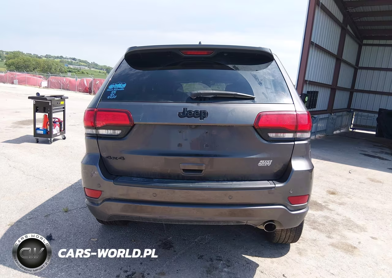 2020 Jeep Grand Cherokee Altitude 4X4 VIN:1C4RJFAG1LC176934 - 17