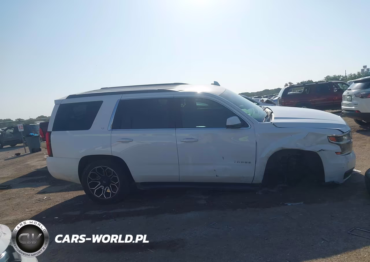 2018 Chevrolet Tahoe Lt VIN:1GNSCBKC3JR163622 - 13