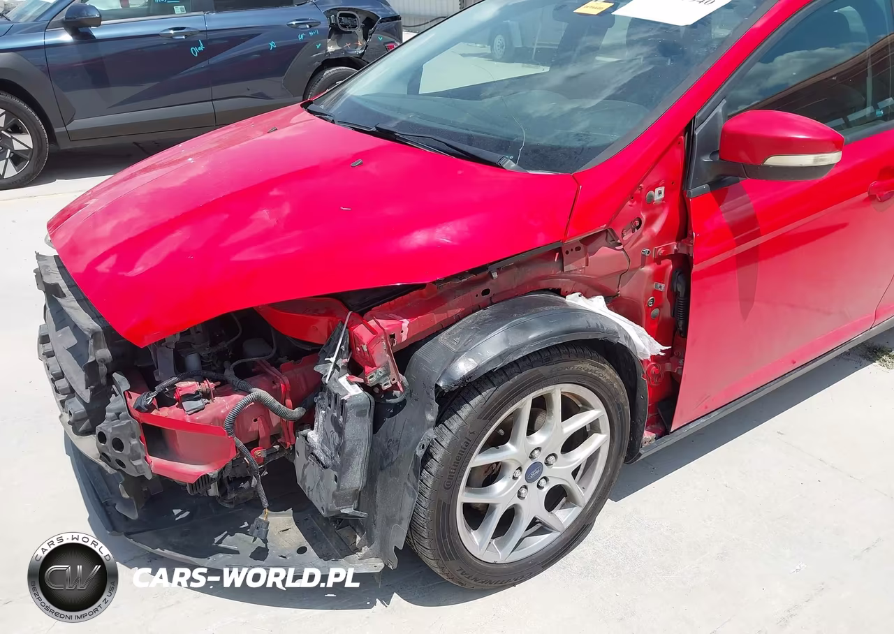 2015 Ford Focus Se VIN:1FADP3K22FL290123 - 6