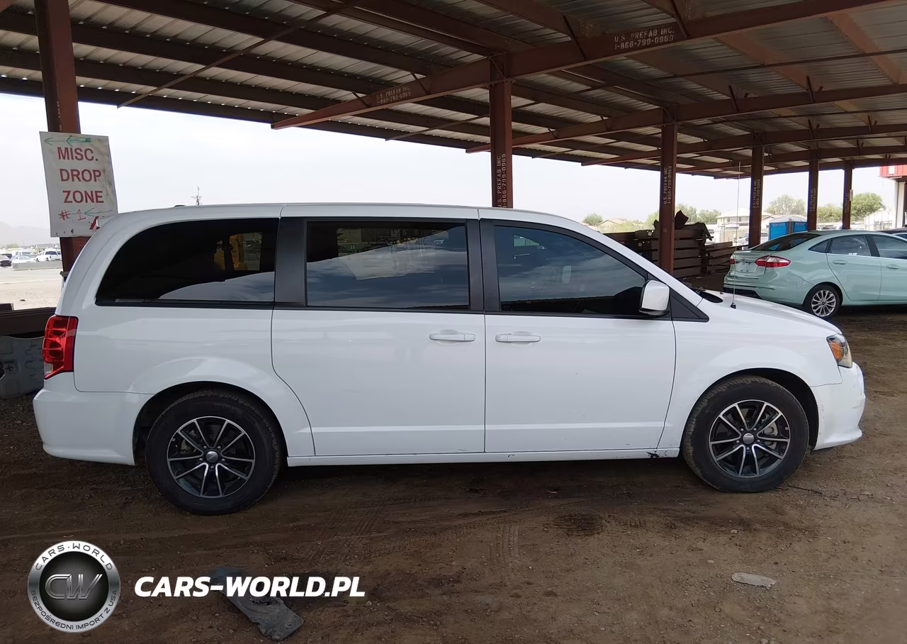 2018 Dodge Grand Caravan Se Plus VIN:2C4RDGBG5JR215167 - 13