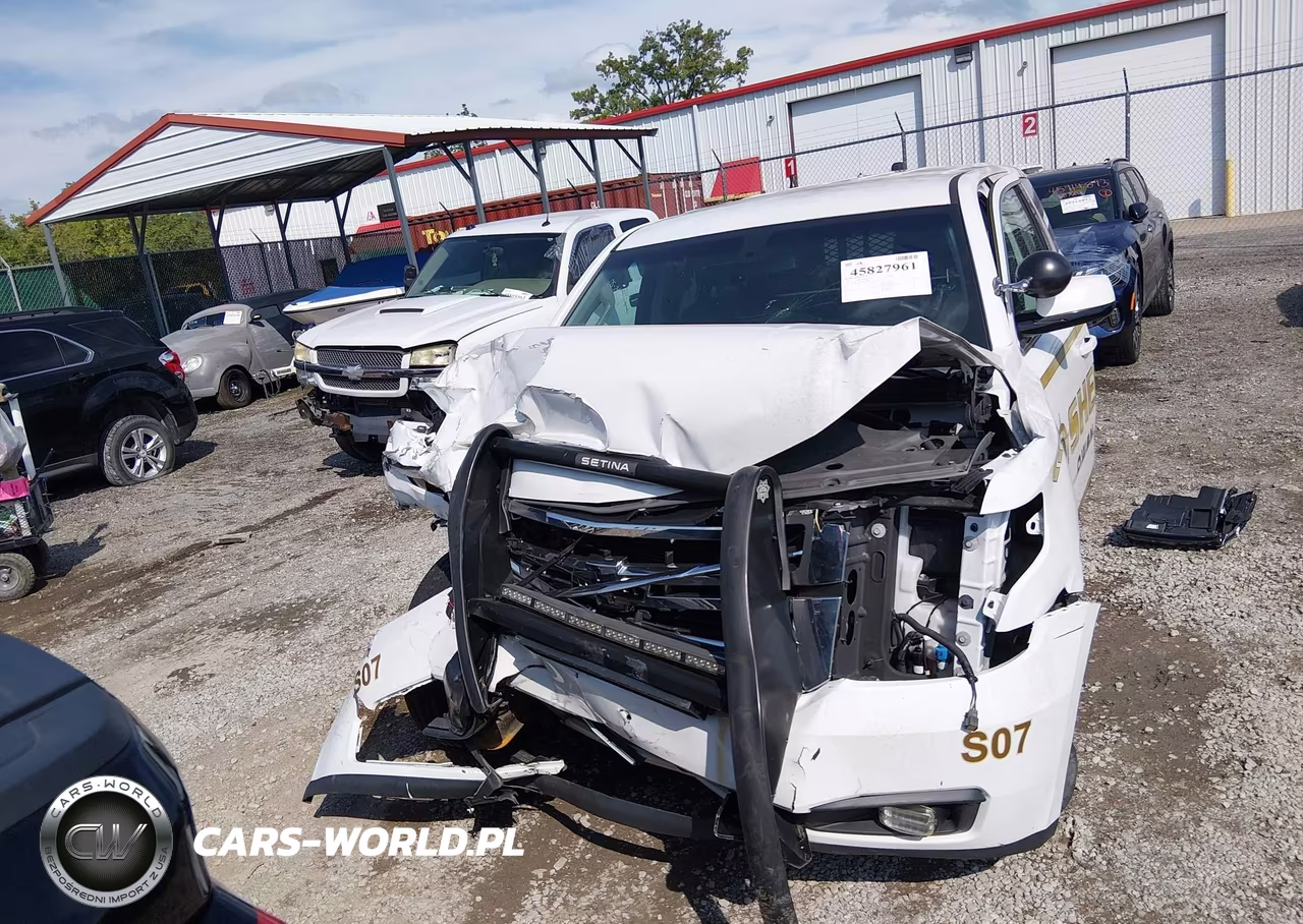 2019 Chevrolet Tahoe Commercial Fleet VIN:1GNSKDEC7KR390890 - 12