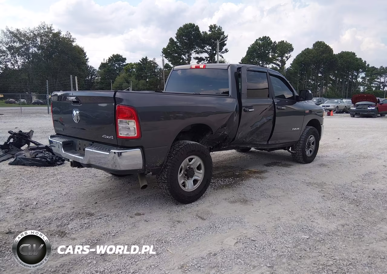 2019 Ram 2500 Big Horn VIN:3C6UR5DJ0KG627777 - 4